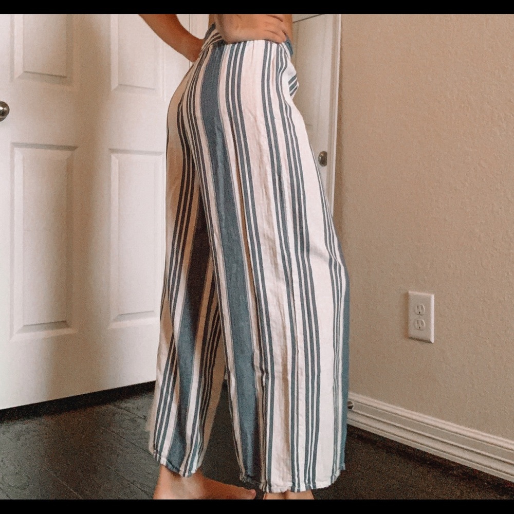 Altair's State flowy pants - Picture 5 of 5